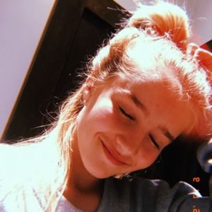 Meet your Posher, Ella